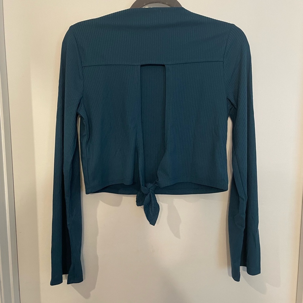 NWT Band Of The Free Avril Teal Mock Neck Crop Top Long Sleeve Open Back Small - Picture 6 of 8